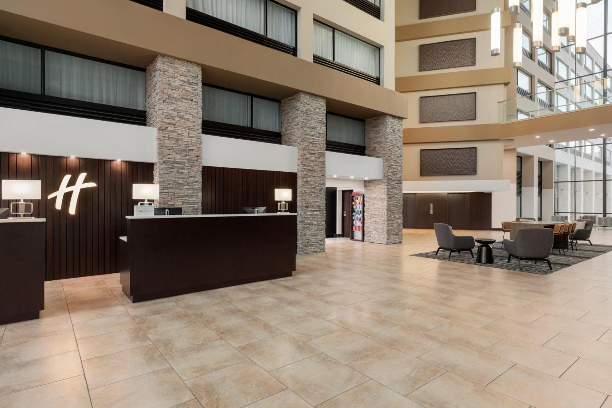 Holiday Inn Virginia Beach - Norfolk By Ihg Exterior foto